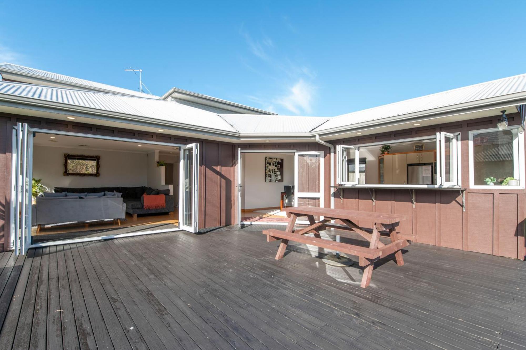 Zodiac Bay Lake Retreat Rotorua Kültér fotó